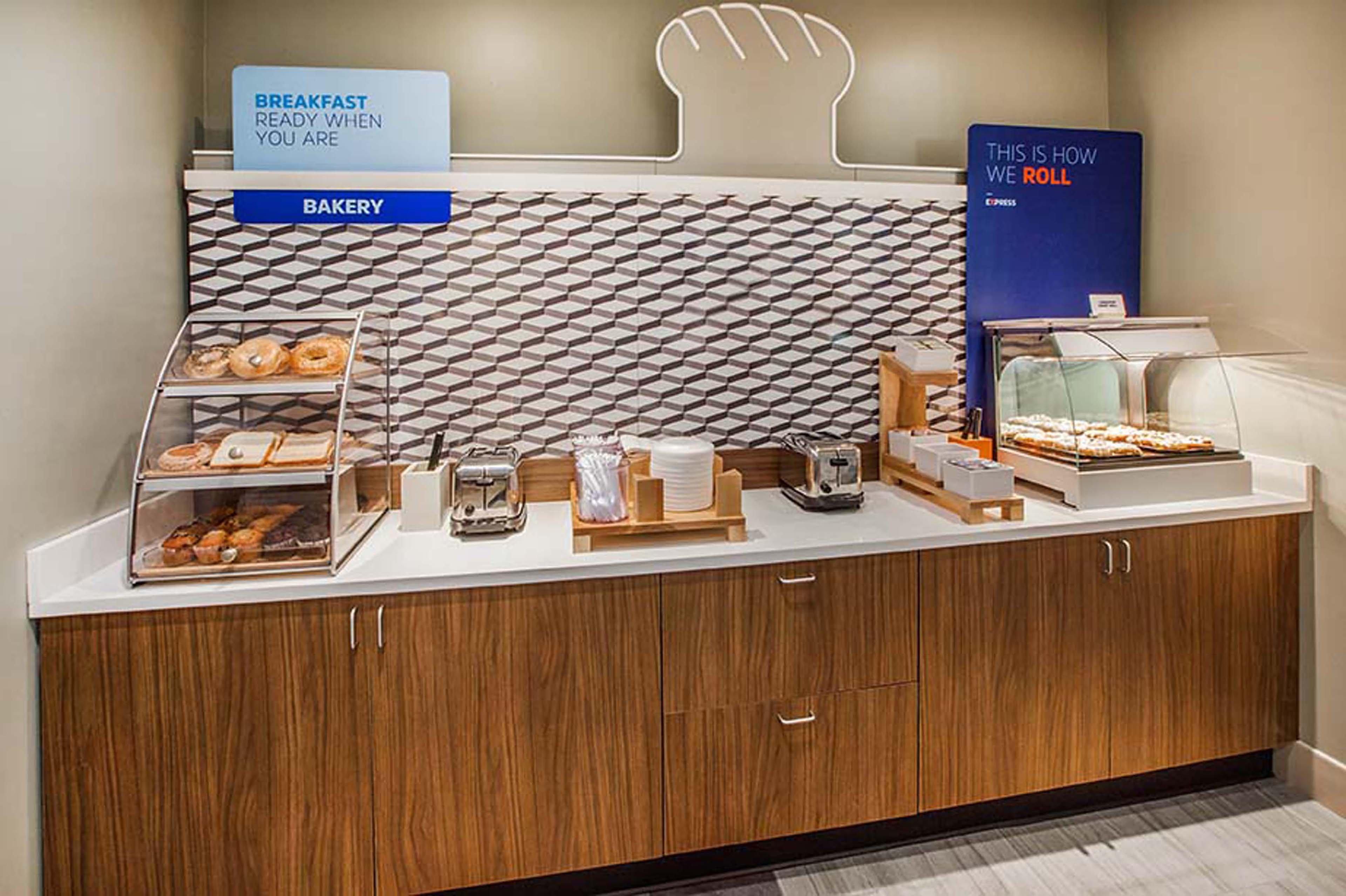 Holiday Inn Express Hotel & Suites Baton Rouge -Port Allen By Ihg Εξωτερικό φωτογραφία